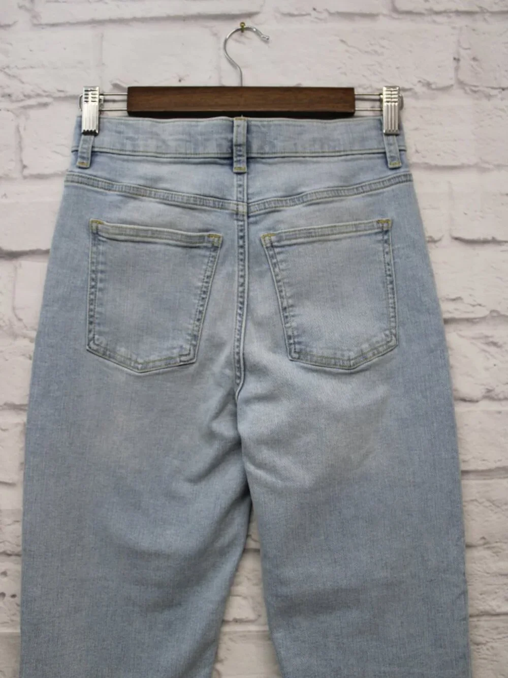Spanx Size 6 Faded Light Wash Denim Blue Mid Rise Straight Leg Jeans